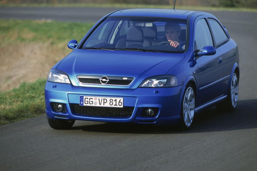  Opel Astra OPC (G) 2002 года  (фото 24 из 26)